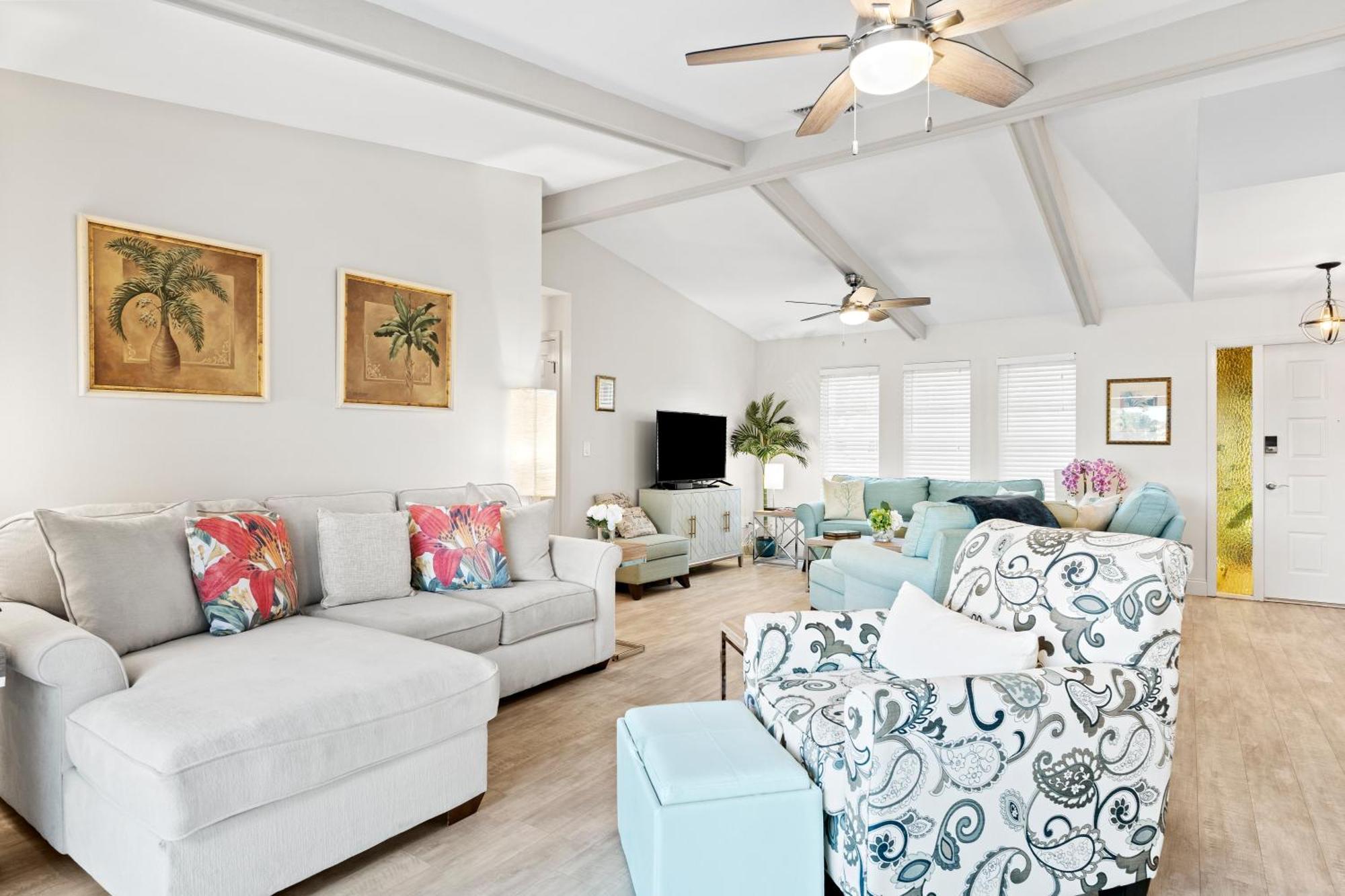 Serenity Waterfront Villa With King Suite, Private Pool, Great Lanai Enclosure And Long Water Views Cape Coral Exterior foto